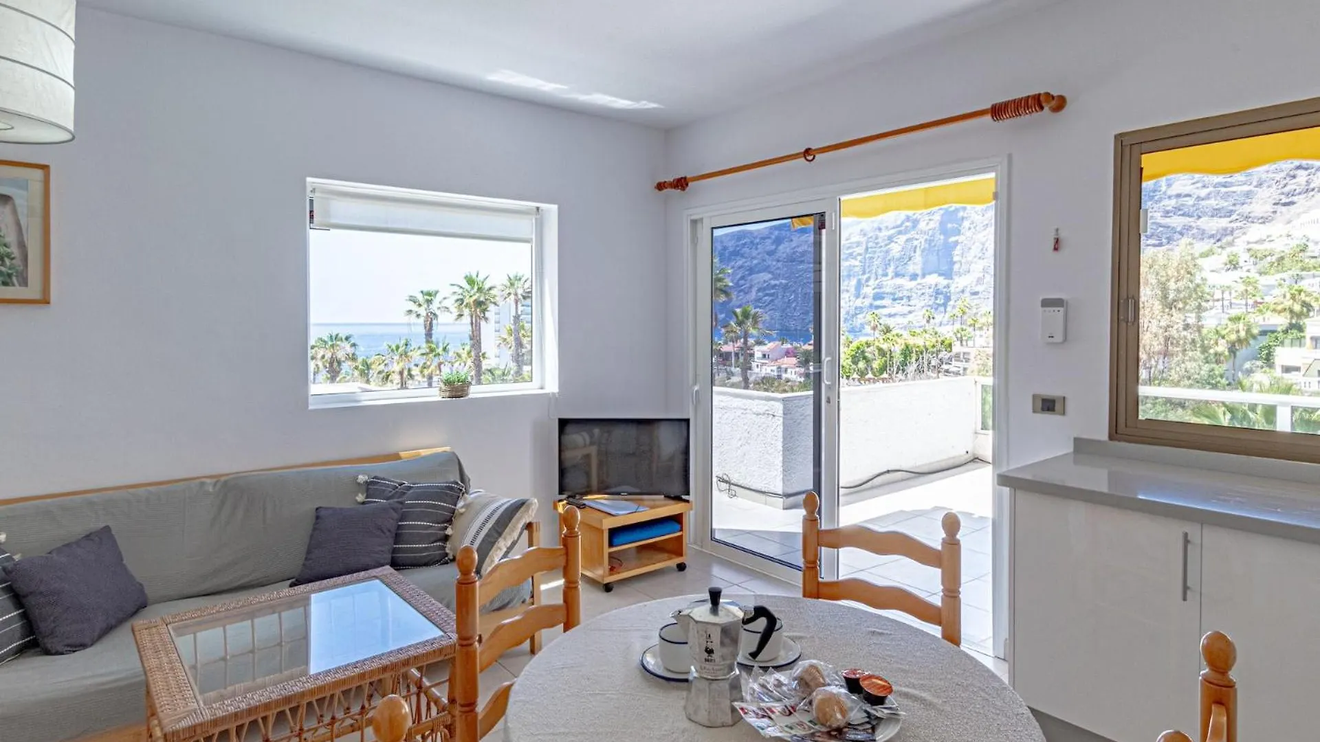 Apartment Cliff View Terrace By Dream Homes Tenerife Puerto de Santiago